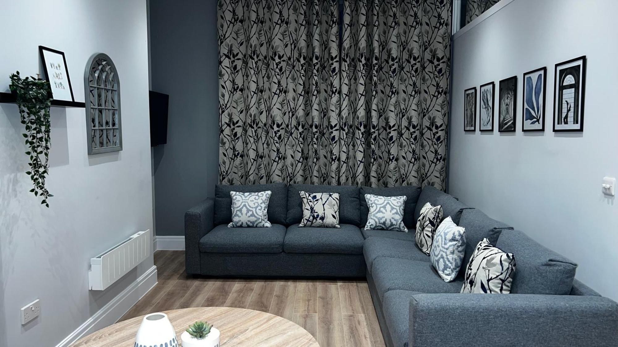 View On The Rows - Overlooking Eastgate Street Apartment Chester